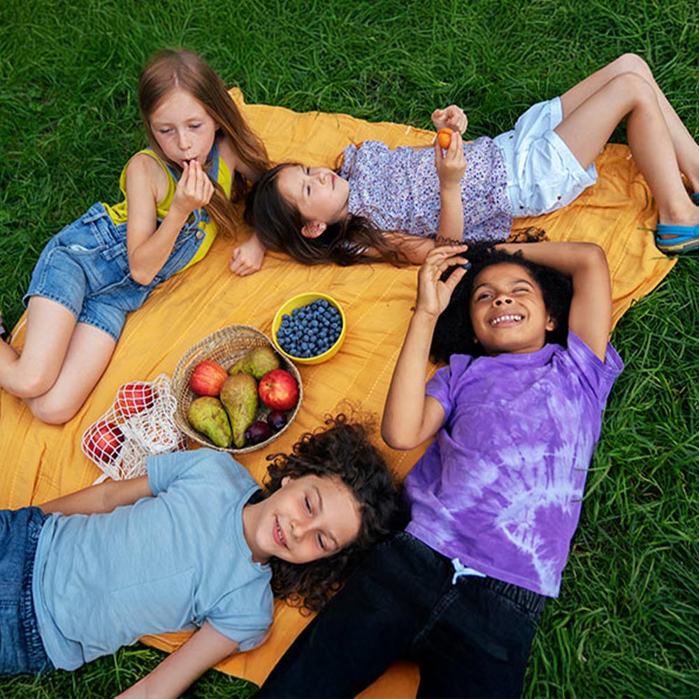 Come far mangiare la frutta ai bambini: alcune idee creative