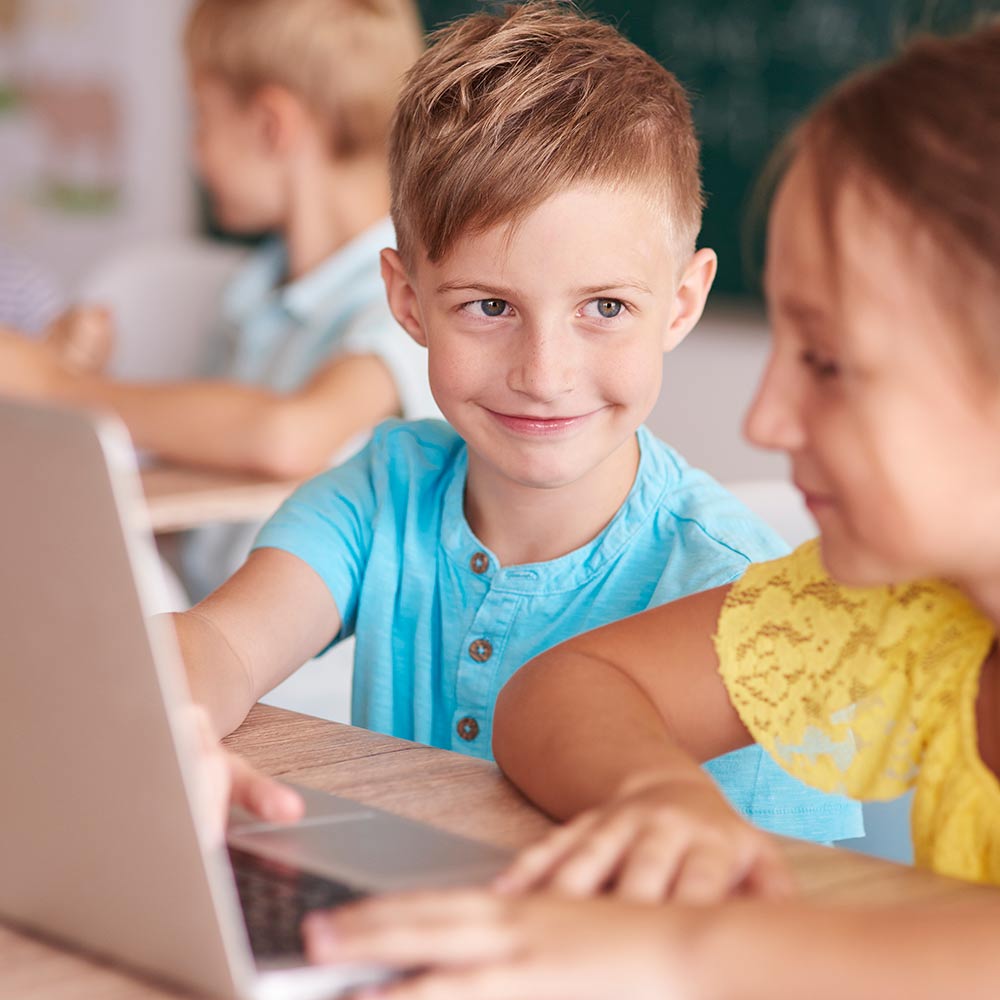 Coding per Bambini: cos'è, perché è utile e come insegnarlo